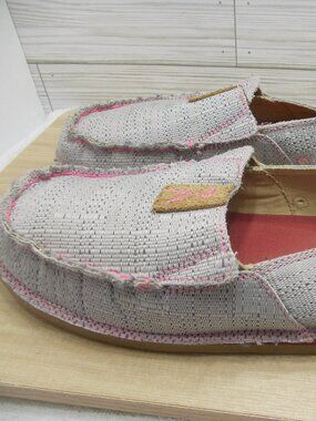 Twisted X WCL0012 Women's 10 Grey Pink Ribbon ecoTWX Slip On Shoes